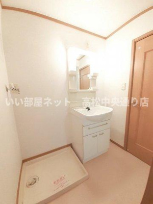 【洗面所】 | ロイヤルガーデンハイツＢ