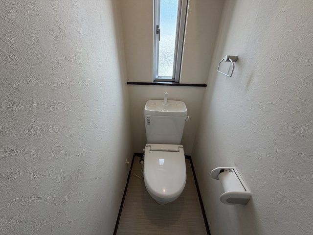 前橋市上佐鳥町　中古住宅のトイレ|■2階トイレ