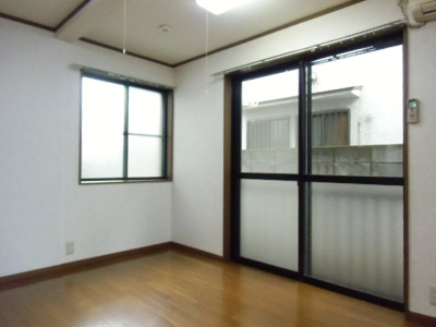 【居間・リビング】 | めぐみハイツ