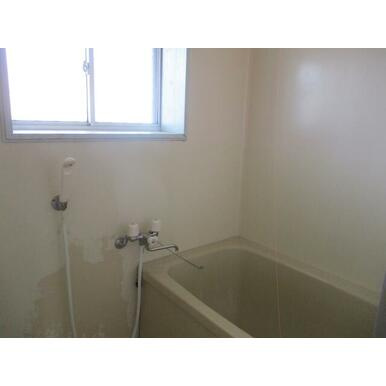 サンシャイン旭の浴室