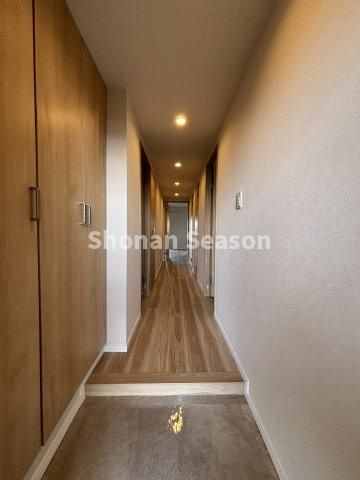 【玄関】 | 家族の靴もたくさん収納できるシューズBOXを完備いたしました◎