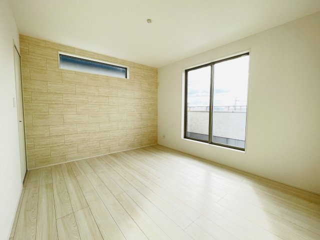 豊田市栄町　新築分譲住宅　全3棟　1号棟の洋室|居室は、収納つきで子ども部屋や寝室など多彩な用途の利用ができます♪