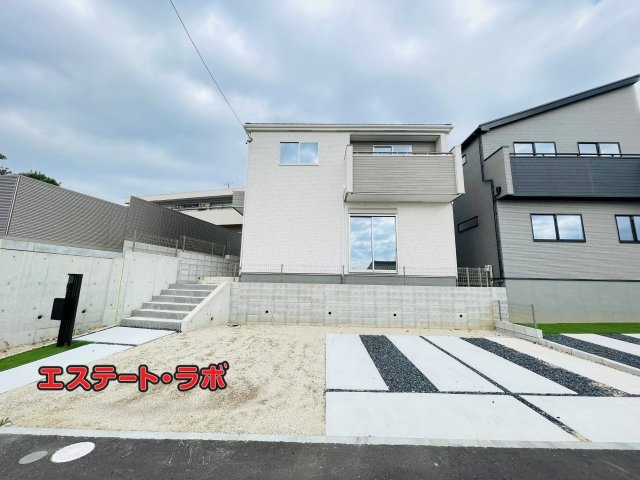 豊田市栄町　新築分譲住宅　全3棟　1号棟の外観|●完成物件の内覧受付中。
お気軽にお問合せください♪