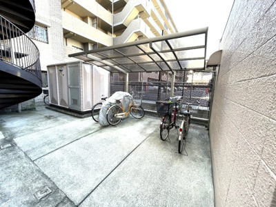 【駐輪場】 | 朝日プラザ出来島