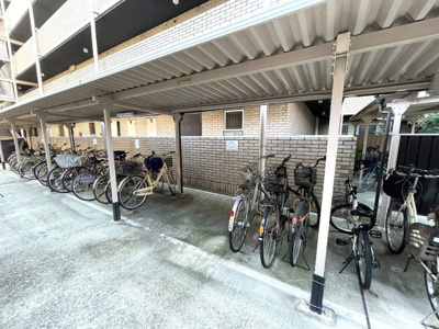 【駐輪場】 | 朝日プラザ出来島