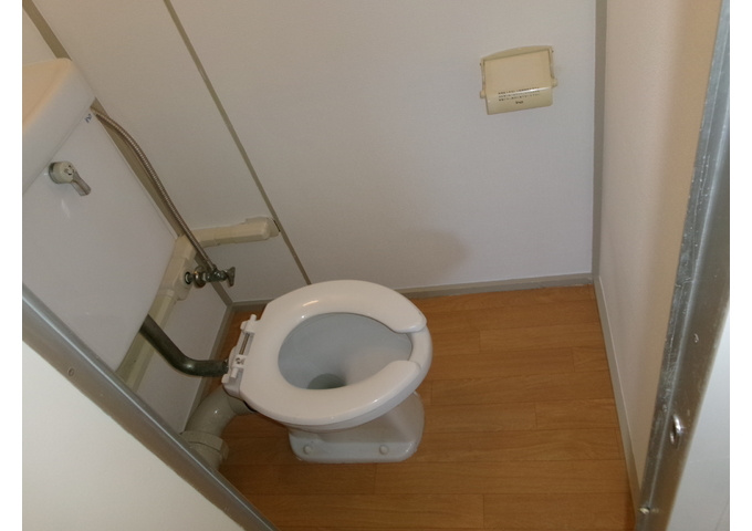 兵庫県公社　伊川谷（３）３号棟のトイレ|落ち着いた色調のトイレです