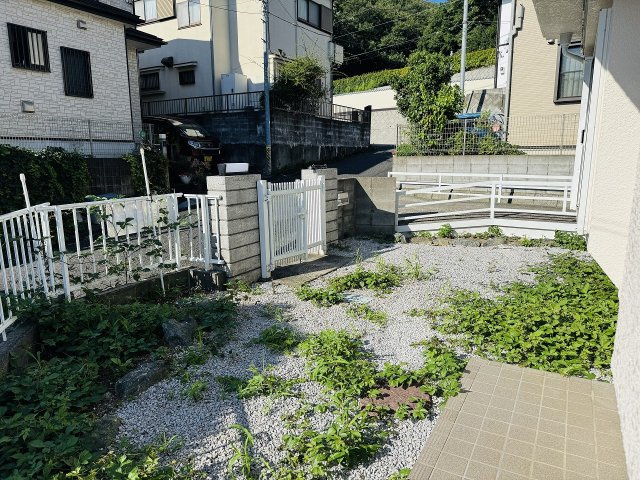 八王子市　加住町　中古戸建ての庭|～ガーデニングなども楽しめる庭付き～