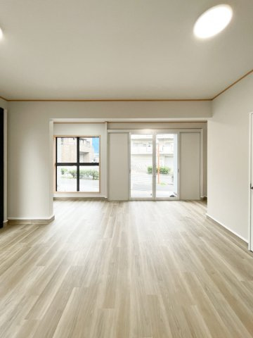 豊中市少路1丁目戸建ての居間・リビング