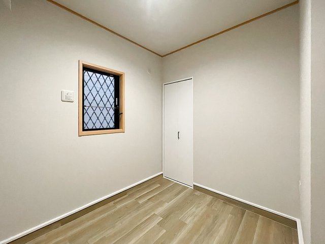 豊中市少路1丁目戸建ての洋室