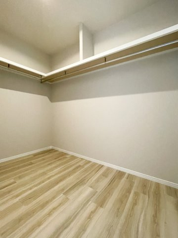 豊中市少路1丁目戸建ての洋室