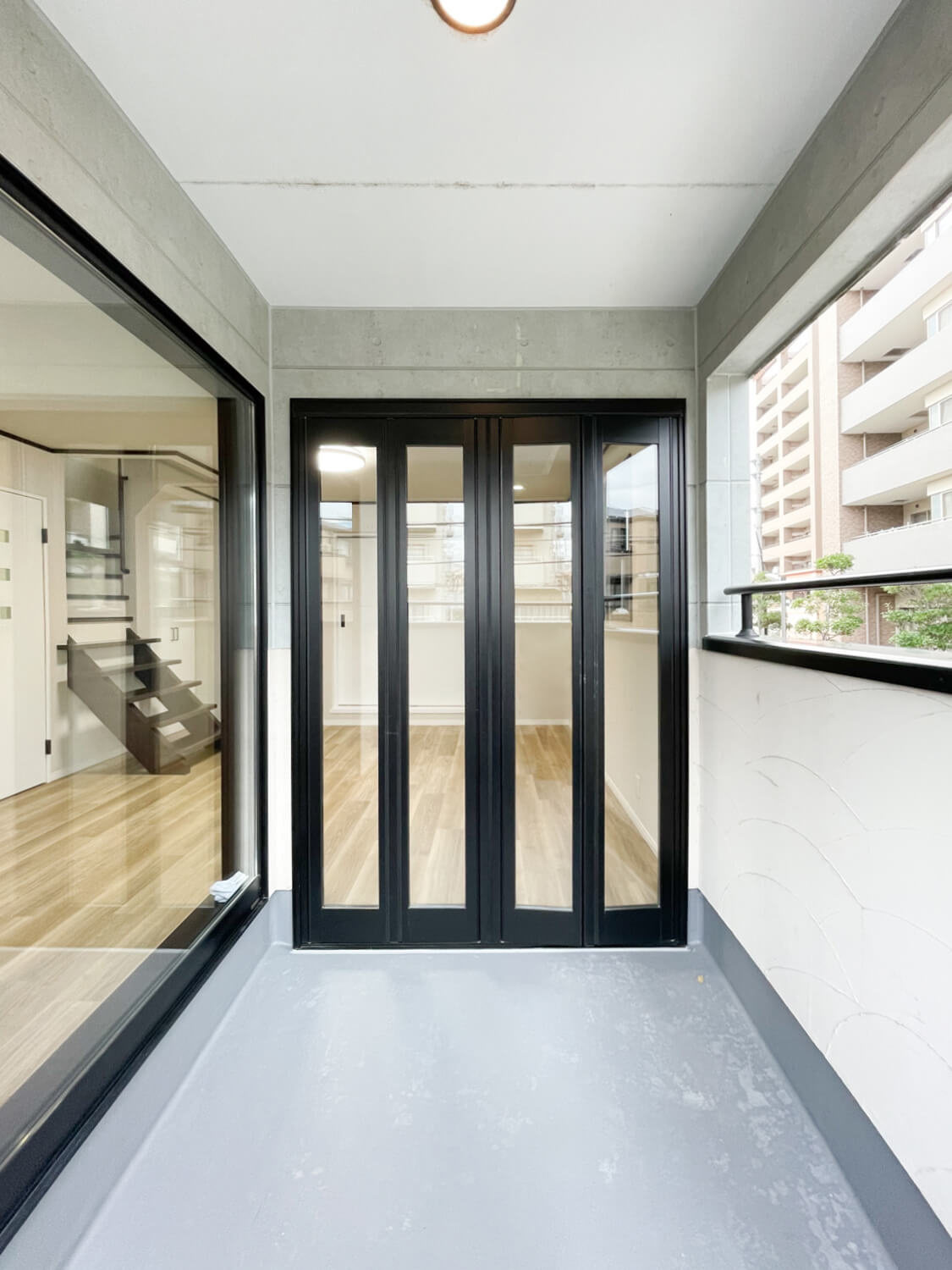 豊中市少路1丁目戸建てのバルコニー