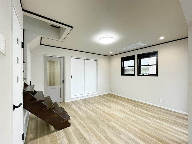 豊中市少路1丁目戸建ての居間・リビング