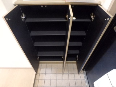 【玄関】 | ソレイユ段上 | シューズボックス完備しております