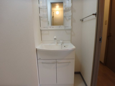 【洗面所】 | ソレイユ段上 | 忙しい朝には欠かせない洗面所です