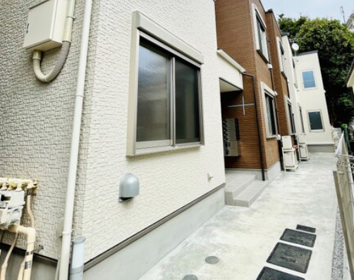 北区赤羽台３丁目のアパートのエントランス