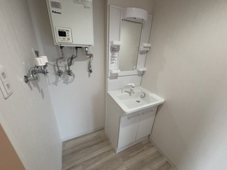 【洗面所】
