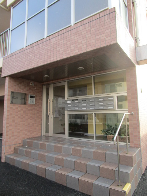 ＲＯＳＥ　ＪＡＭのエントランス|清潔なエントランス♪