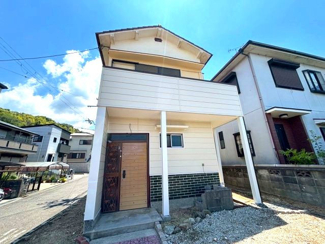 楠風台1丁目借家の外観