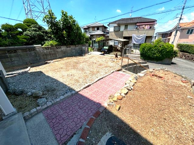 楠風台1丁目借家の庭