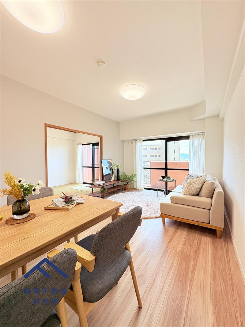 JGMヴェルデ室見の居間・リビング