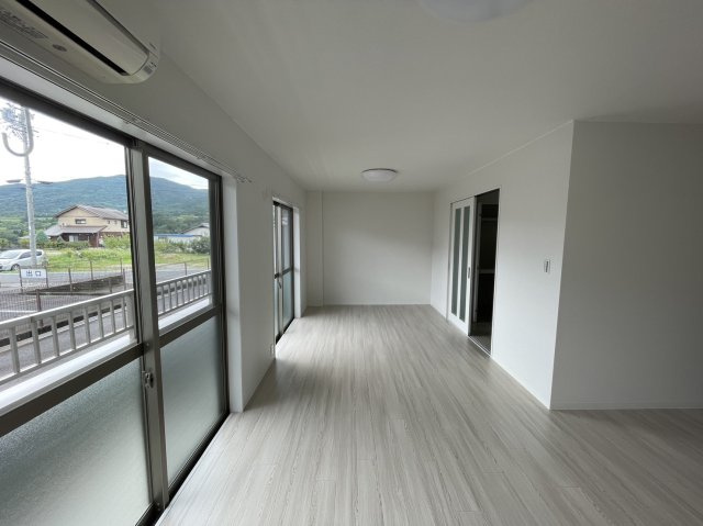 エスポワールⅠの居間・リビング