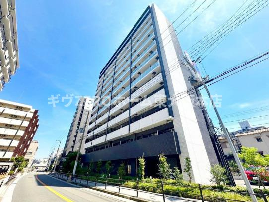 スワンズシティ大阪城ノースの外観