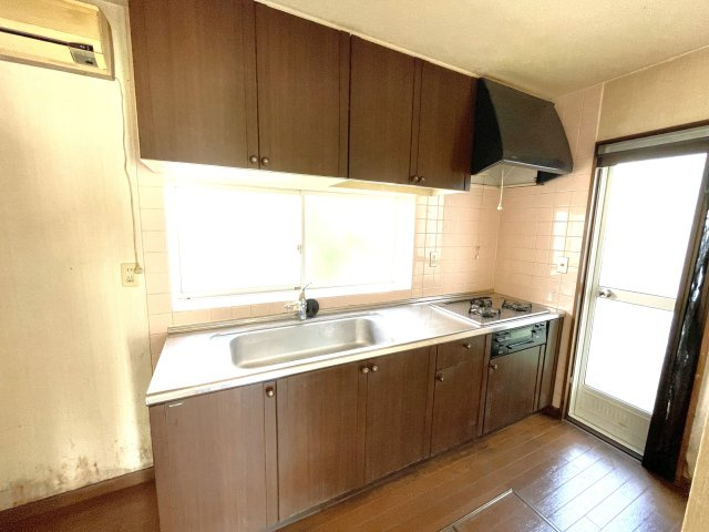 松尾町高富売り戸建てのキッチン