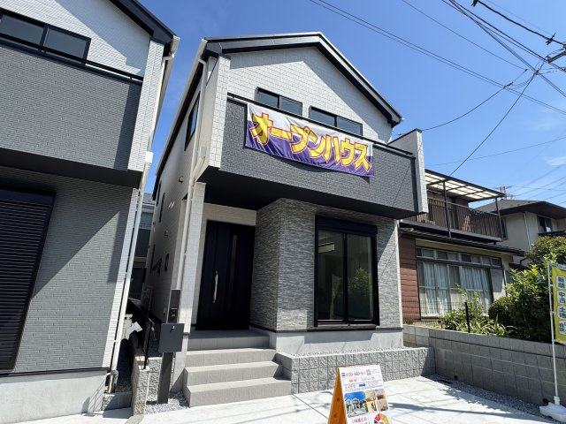 市川市原木４丁目新築戸建【二俣小学校：10分】の外観|2号棟外観・完成済み内覧可能です！