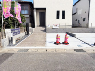 【駐車場】 | 当社で現地販売会開催中 水廻り集中型　大日　1号棟 | 現地（2025.11.07撮影）