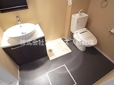 【洗面所】 | レフィナードカメオカ | 洗面所です