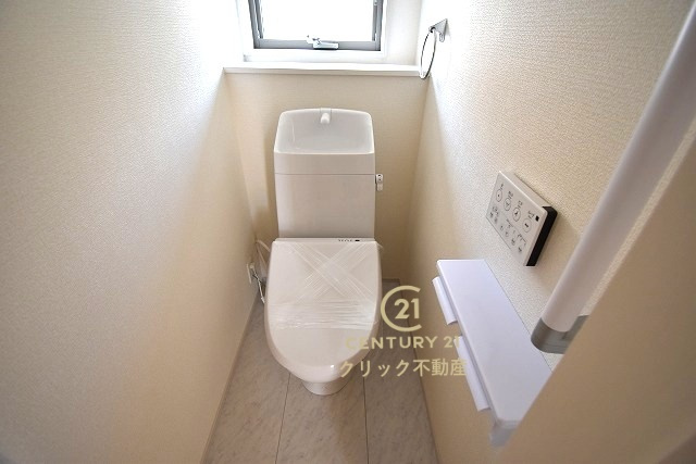 リーブルガーデン  第1笠間市笠間　2のトイレ|１階と２階、２ヶ所に清潔なトイレ。
毎日使う空間と機能だから、いつまでも清潔なスペースであってほしいのがトイレです。