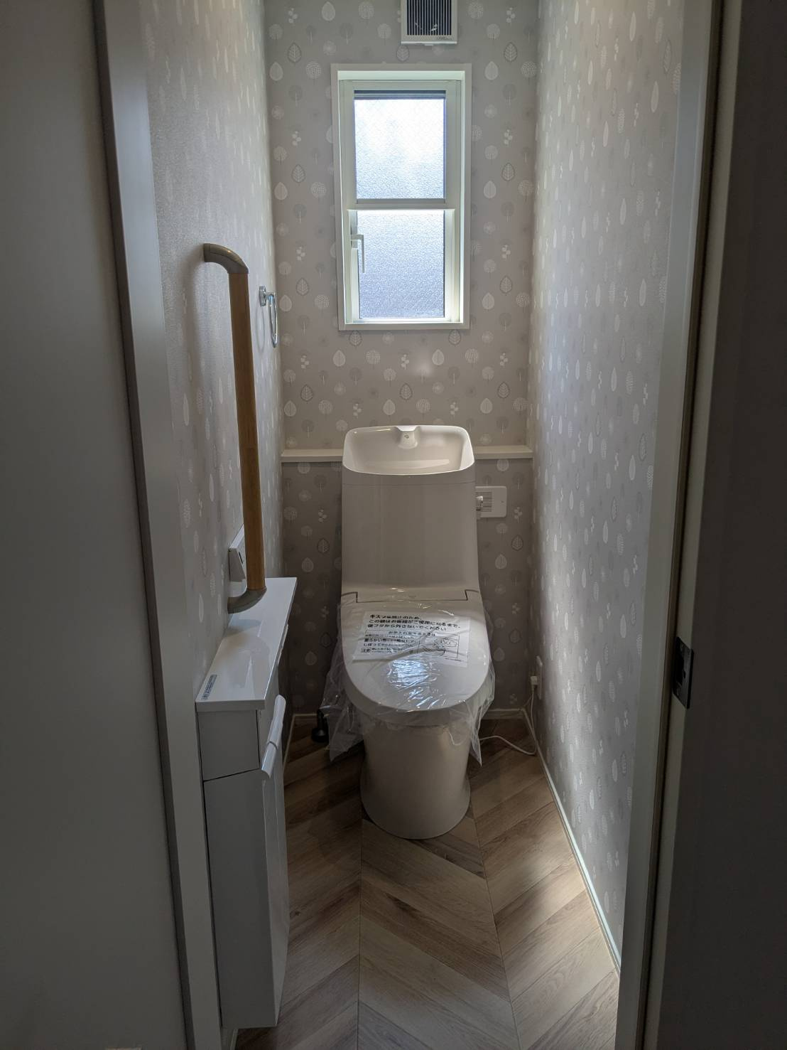 デルフィのトイレ