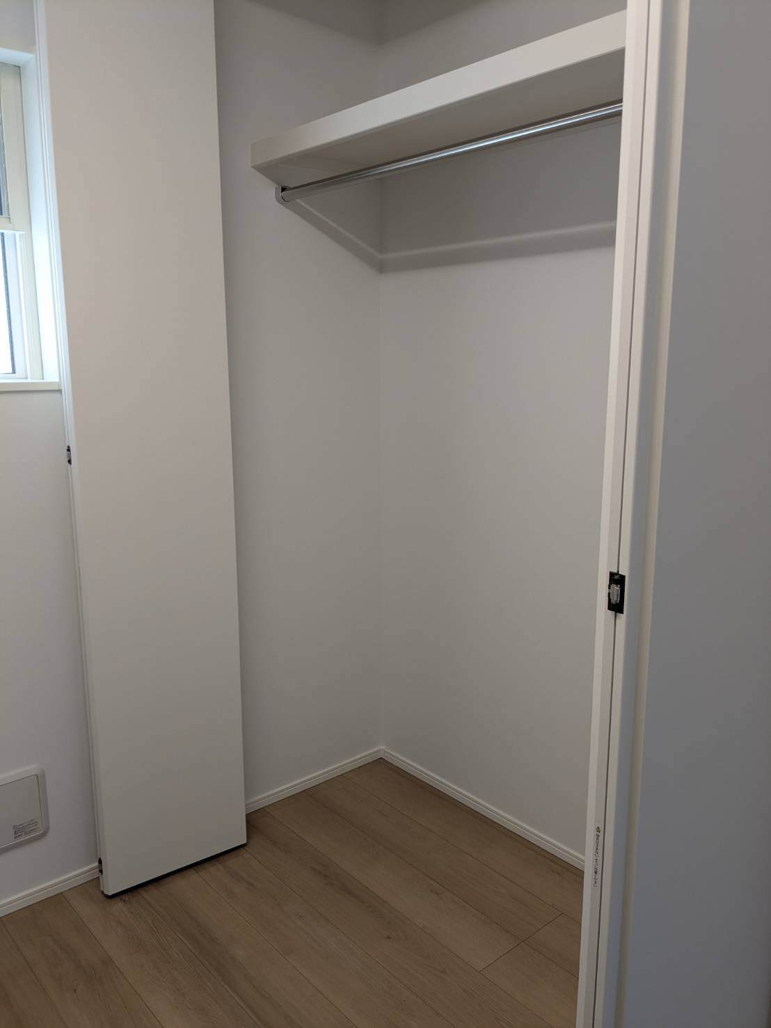 デルフィの設備