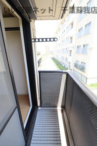 ソレイユ若葉　Bのバルコニー|洗濯物もよく乾きそうな、陽当たり良好なバルコニーです！