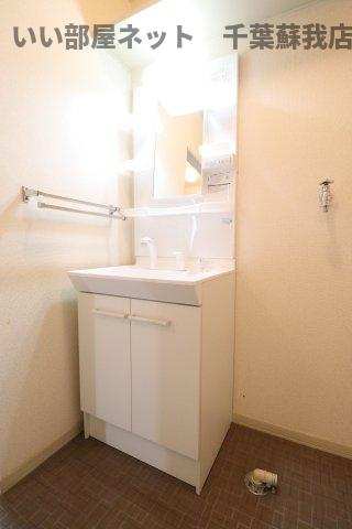 ソレイユ若葉　Bの独立洗面台|独立洗面台、朝の身支度には欠かせません