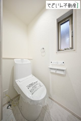 【トイレ】 | いろどりアイタウン久喜市久喜東1丁目　新築住宅 | ≪1号棟≫
現地(2025年11月撮影)