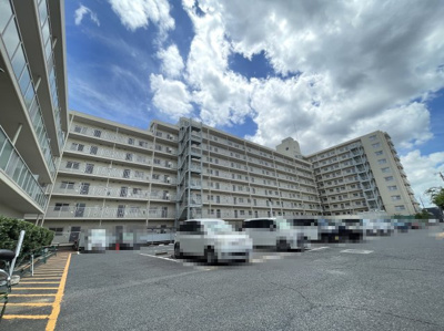 【外観】 | ファミール堺 | 南海本線「七道」駅　徒歩7分♪
総戸数170戸の大型マンションです 