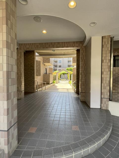 シーアイマンションＢ棟のエントランス|エントランス