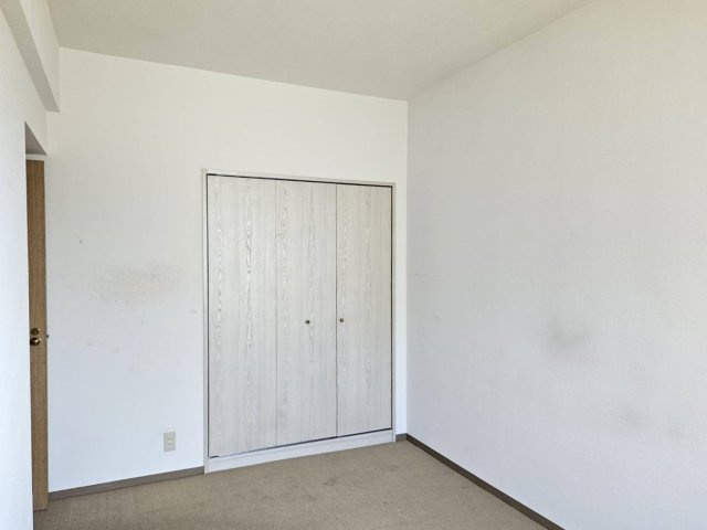 シーアイマンションＢ棟の洋室