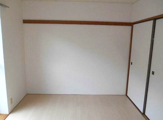 ヴィラ・サンポートの寝室|別号室の参考写真となります。