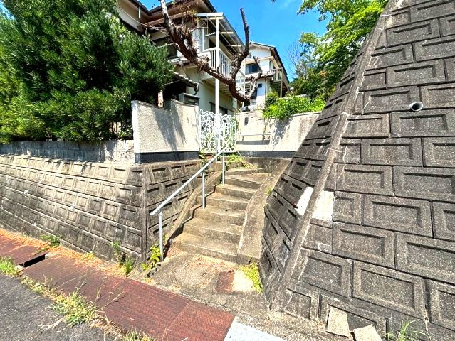 大字嬉戸建のエントランス