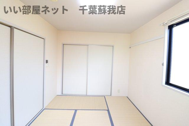 ソレイユ若葉　Bの寝室|使い勝手のいい寝室です