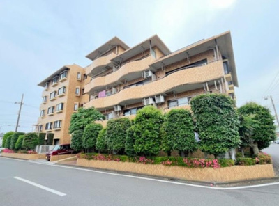 【外観】 | ロイヤルステージ東所沢 | 専用庭付きの2LDK中古マンション！広々としたお庭で、ガーデニングや家庭菜園など楽しめます♪