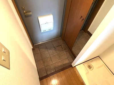 【玄関】 | サンフォーレ岡本