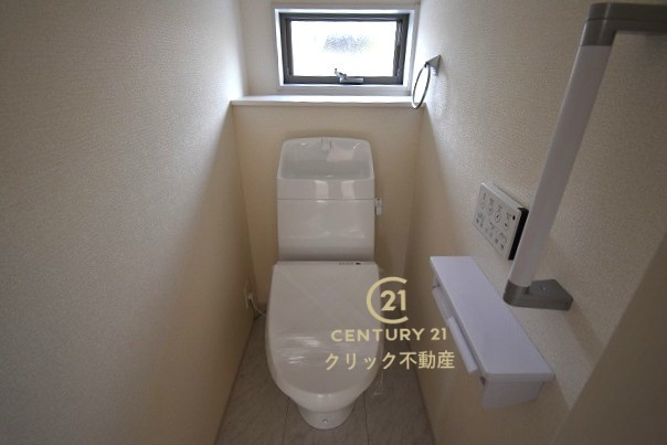 リーブルガーデン  第1笠間市笠間　3のトイレ|１階と２階、２ヶ所に清潔なトイレ。
毎日使う空間と機能だから、いつまでも清潔なスペースであってほしいのがトイレです。