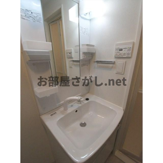 ＧＥＮＯＶＩＡお花茶屋ｓｋｙｇａｒｄｅｎの洗面所|使いやすい洗面所です