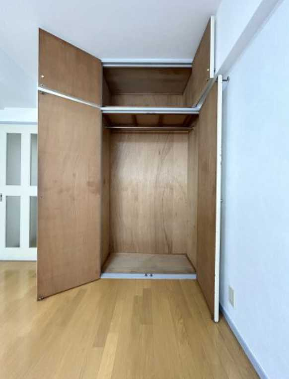 ハナブサマンション　敷金０　礼金０　室内洗濯機置き場の収納