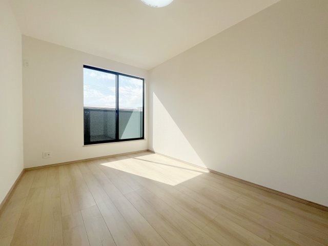 新築戸建・建売　福島市野田町七丁目　ハートフルタウン　全2棟の洋室