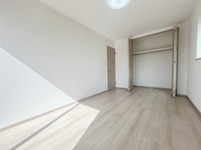 新築戸建・建売　福島市野田町七丁目　ハートフルタウン　全2棟の洋室