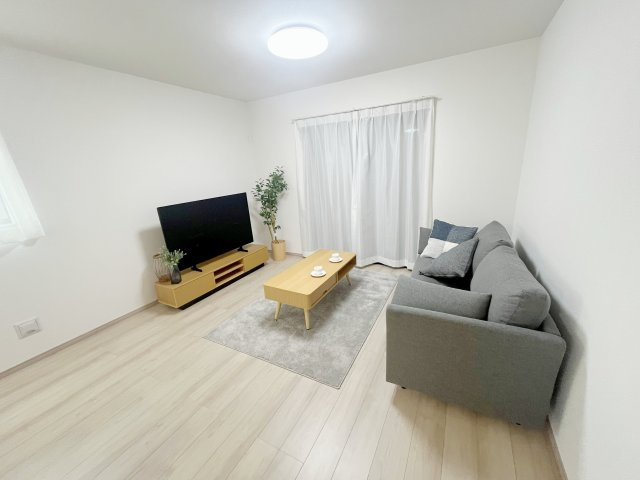 新築戸建・建売　福島市野田町七丁目　ハートフルタウン　全2棟の居間・リビング